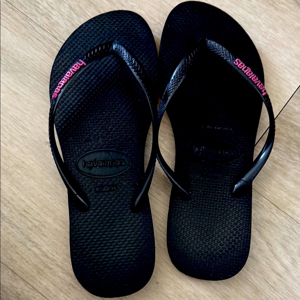 Havaianas Women's Black Flip Flops